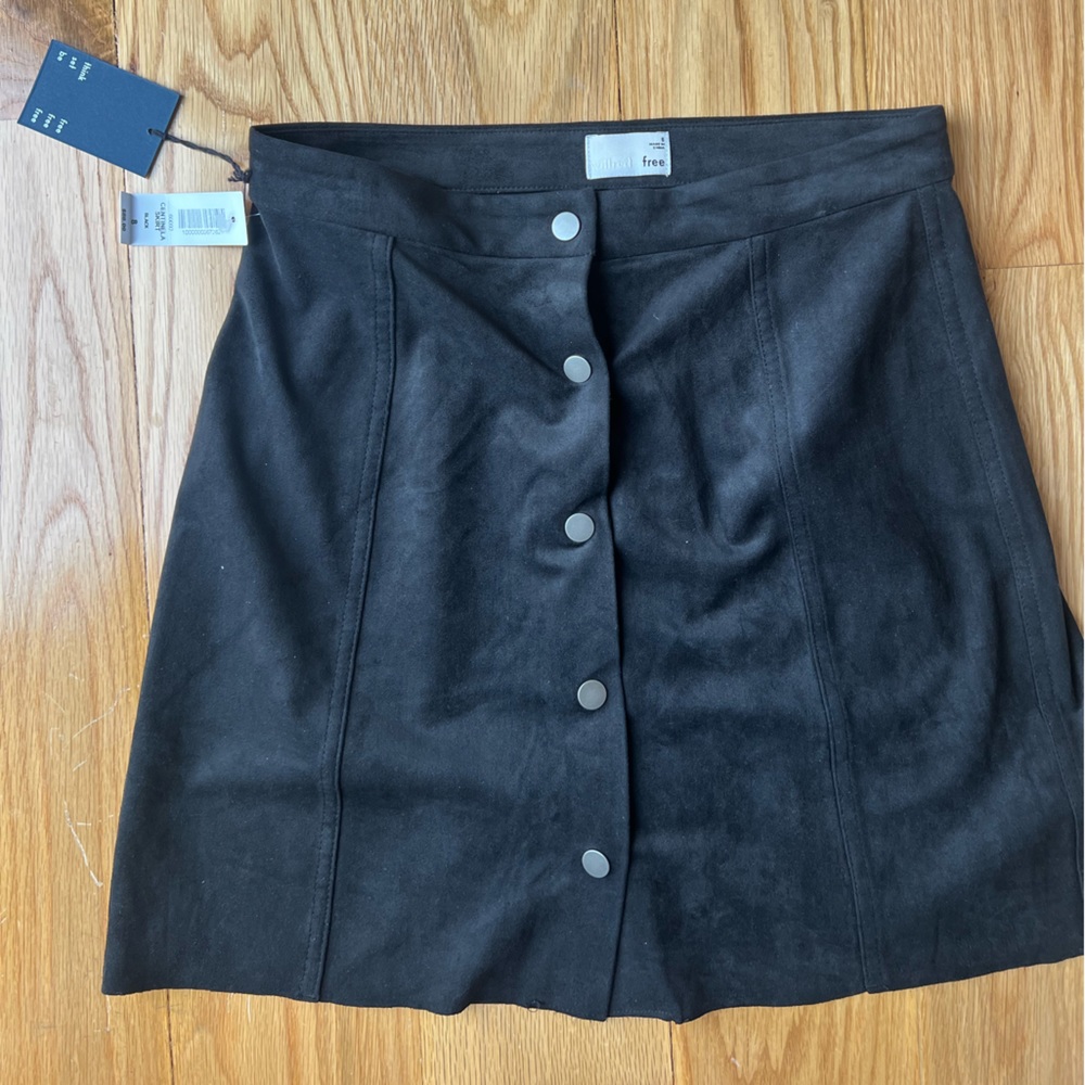 Wilfred Free Suede Skirt
